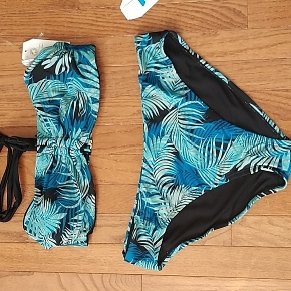 Time & True Floral Bikini Set XL 16/18 - Picture 4 of 10